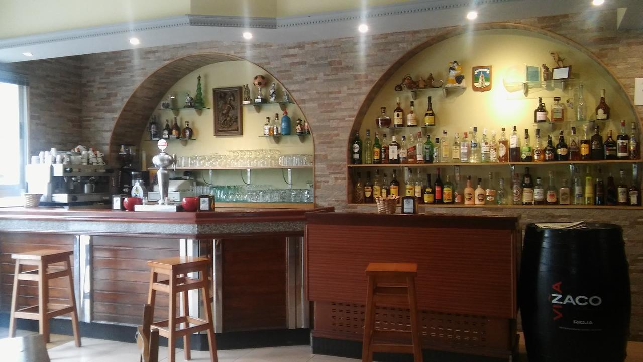 Hostal-Meson Vilasante Tríacastela Dış mekan fotoğraf